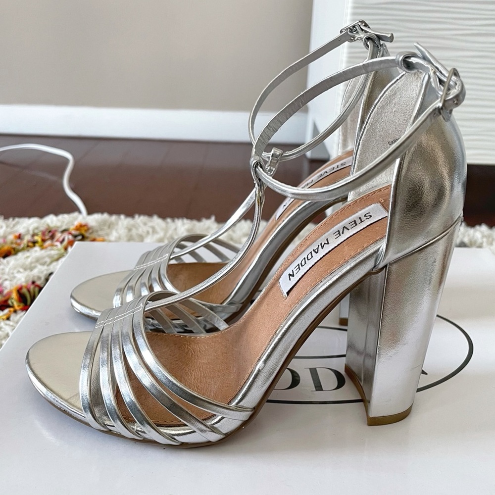 Steve Madden Silver Carmelaa Heels